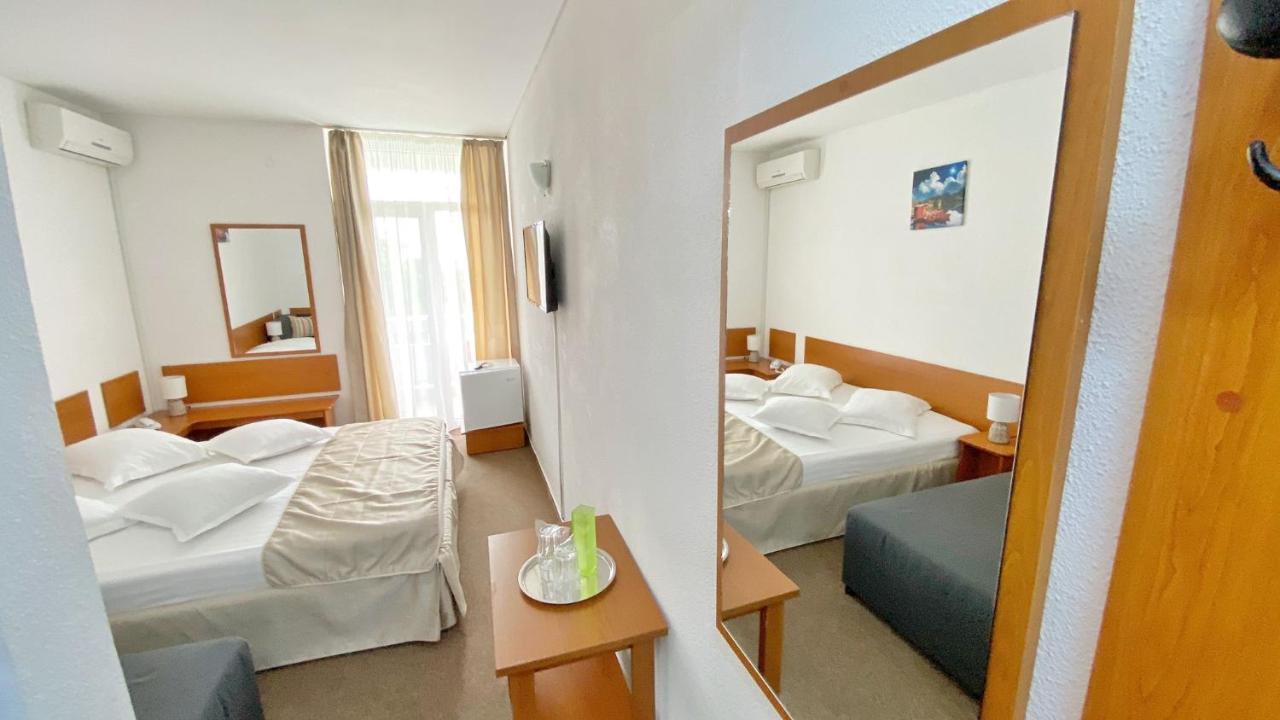 Hotel Decebal Neptun Luaran gambar